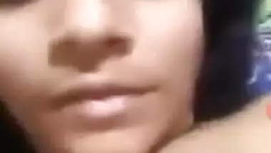Cute Desi Girl Shows Her Boobs On Video Call