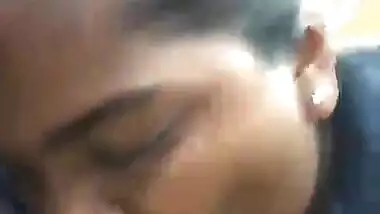 Desi Aunty Blowjob inside car