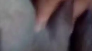 Horny Desii Boudi Showing Her Big boobs And Fingering On Video Call