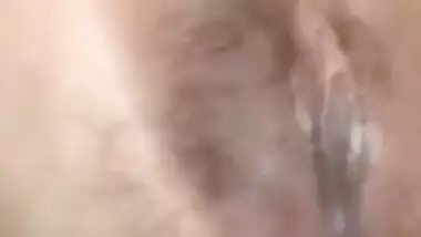 Hot Desi slut from the village shows tits and plays with XXX slit