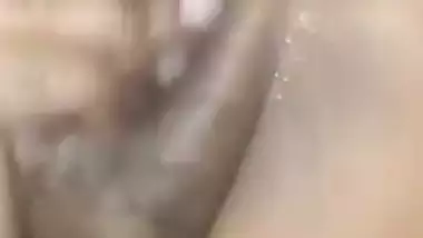 Bangla Desi XXX babe playing with her hot pussy and tits on cam