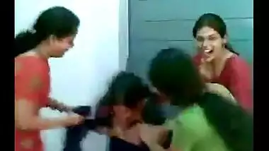 Lesbian Desi Girls Show