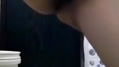 Beautiful Cute Sexy Girl Fingering And Showing AssHole