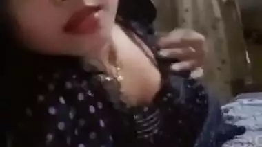 Horny bhabhi in full slut mode teasing very seductively