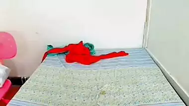 Juicy Babe On Live Cam Show - Movies.