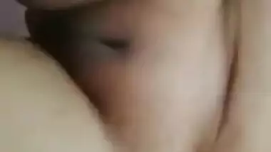 Winsome Desi chick makes XXX selfie video of her amazing big tits