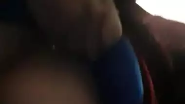Desi office girl showing big boobs viral clip