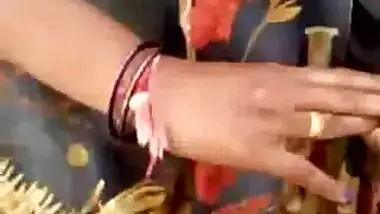 Punjabi Wife In Fields - Movies. video2porn2