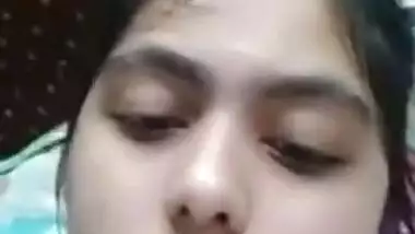 Hot Indian Model Shows Boobs On Tango Show