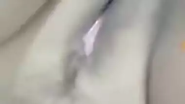 Nude XXX show of lecherous Desi MILF teasing with her smooth pussy