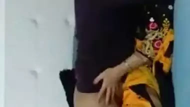Excited Desi guy has passionate XXX chudai on floor with pretty Bhabhi