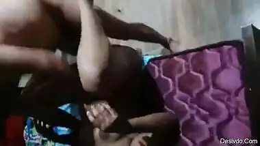 Desi cuckold hubby gets friend to fuck his wife