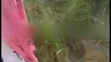Village lovers caught by voyeur outdoors in viral Desi mms video