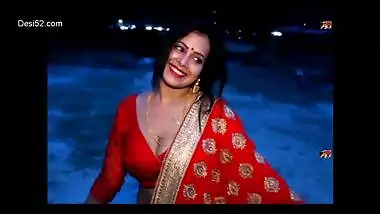 Desi bbw bhabi big boobs photoshoot