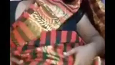 Sexy Indian home sex video released online
