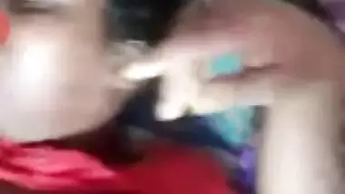 Mature Tamil wife sharing live sex video
