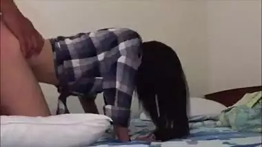 Indian sex video of a sexy college girl getting her pussy hammered