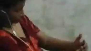 Telugu wife boob show on phone sex chat