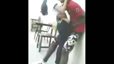 Fsiblog – Desi college girl scandal MMS