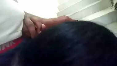 Telegu aunty blowjob sex on staircase caught on cam