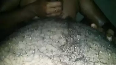 Wife give a handjob 