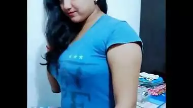 Big booby college babe pooja roy hot show