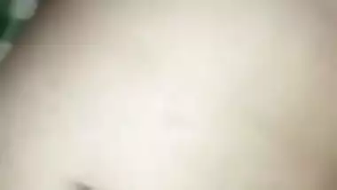 Horny bhabi facesitting hubbys friend hubby shoots video