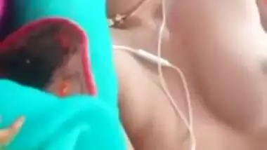 Desi wench has no shame to show bestie's BF her nude XXX curves