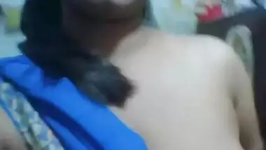 Sexy indain chubby girl showing her boobs