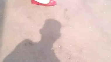 Desi aunty in salwar hot 