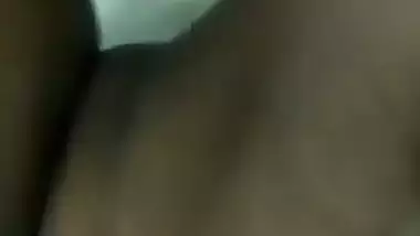 Young guy fucks his GF’s tight pussy in Tamil sex video