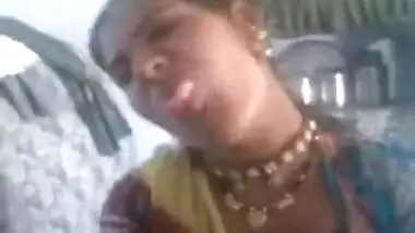 Sexy Marwadi Wife Showing Pussy