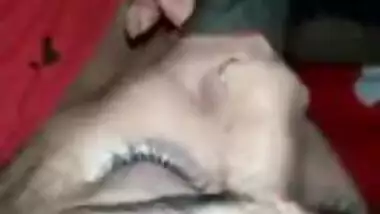 Real Desi Bhabhi blowjob sex MMS