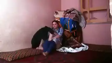 Sexy Kashmiri Bhabhi Sneaky Sex With Lusty Devar Caught