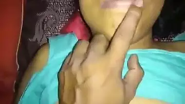 Sexy desi babe Bushra randi hard fucking with client again Part 1