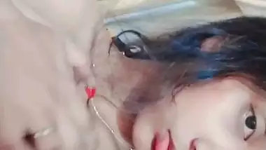 Gorgeous college girl boobs show viral MMS