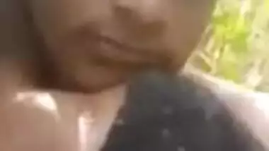 Desi village girl fucking outdoor in field