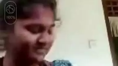 Tamil girl teasing big boobs viral show on call