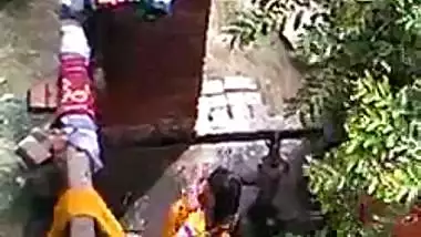 Indian village aunty open bathing video recorded