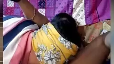 Desi cpl Play on live chat