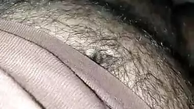 Bhabhi giving blowjob and hubby showing her ass