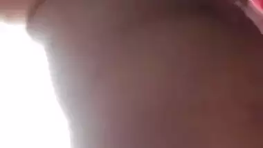 Desi Bhabhi sexy nude bath video