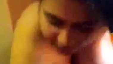 MMS of chubby indian girl sucking classmate’s penis