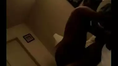 Sexy Pune Office Girlfriend Gives Blowjob To Colleague Before Sex