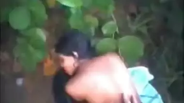 Having fun outdoor with horny indian teen. Amateur