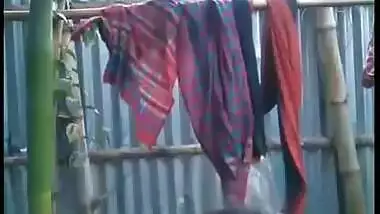 Juicy Indian Teen Neelam MMS