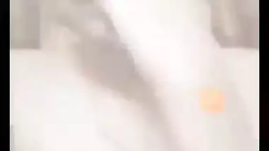 Desi Beautiful Cute Girl Showing