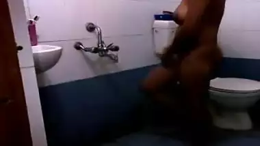 Desi indian big ass n boobs bhabhi in shower after fuck