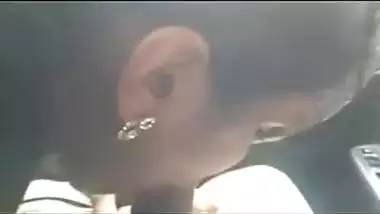 Horny Rajasthani wife gives outdoor blowjob in car