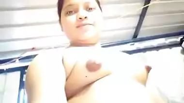 Chubby Bhabhi topless show selfie cam video